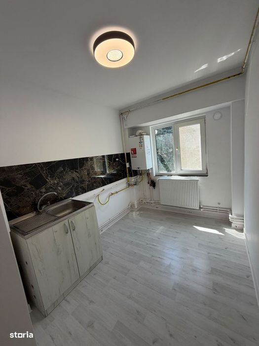 Apartament 2 camere,confort 1 Decomandat