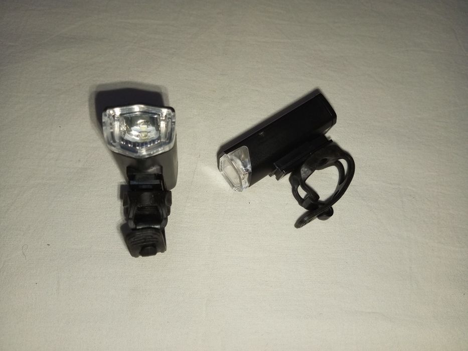 Фонарь фара на самокат,на аккумуляторе перезаряжаемые.