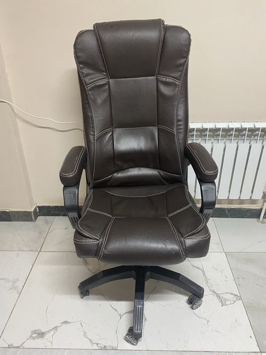 Продаю офисное кресло