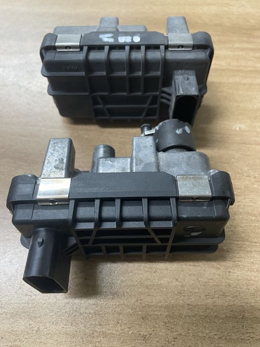 Актуатор турбо 6NW 008 412 Hella  G-221 , G149  Garet 712120