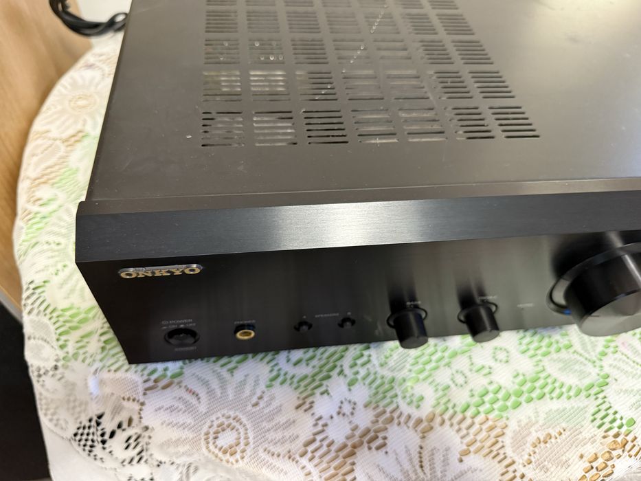Onkyo A-9155 Стерео усилвател