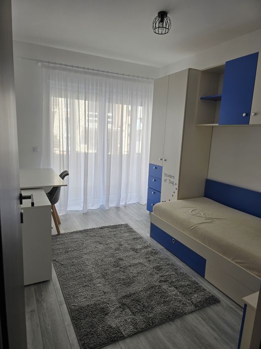 Inchiriere ap 2 camere, parcare inclusa