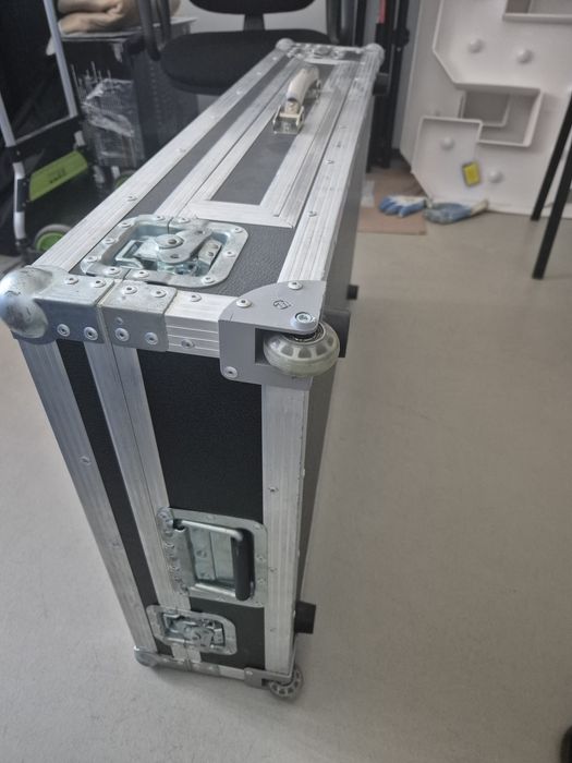 Case  Pioneer Opus Quad