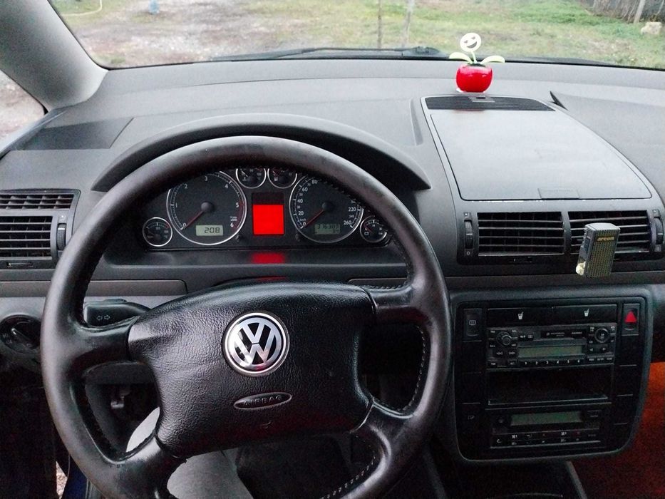 Volkswagen Sharan 1.9 TDI