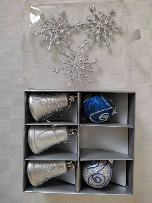 Сувенири и коледни играчки