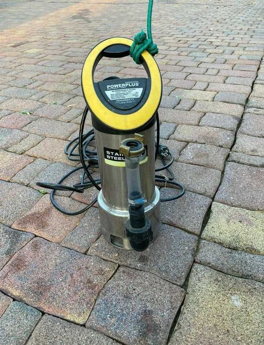 Водна помпа Gardenpro