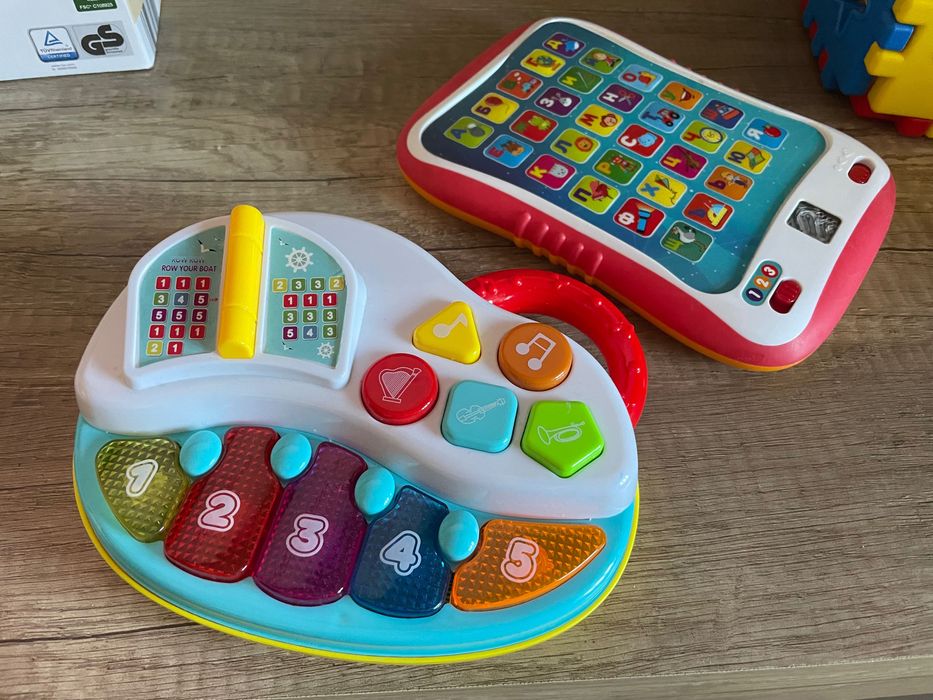 Лот занимателни играчки