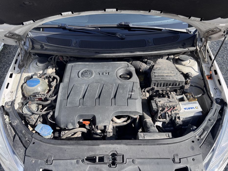 Vand sau Schimb cu ATV Skoda Fabia 1.6 TDI 75cp An 2011 EURO 5