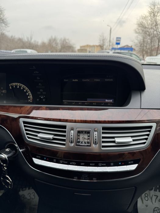 Продам машину mercedes benz s class