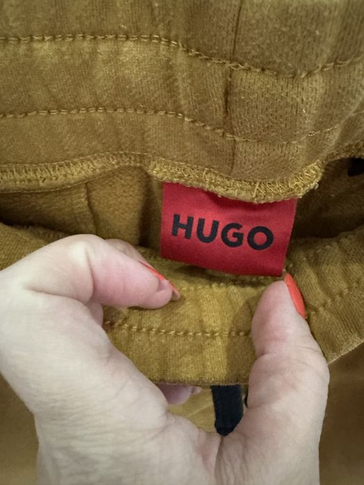 Pantaloni sport hugo marime s
