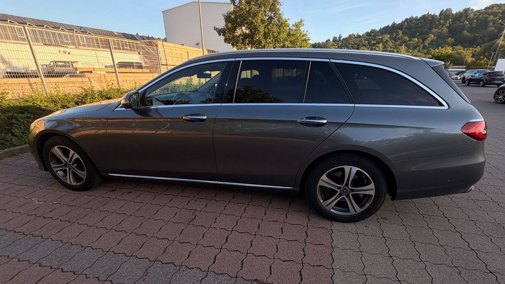 Mercedes E220 4Matic Airmatic Burmester WebastoDistronic+
