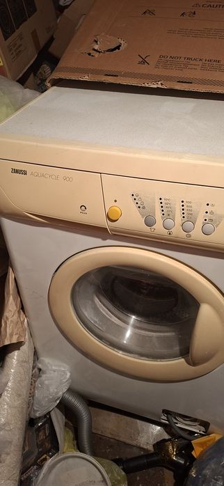 Продам стиральную машинку
