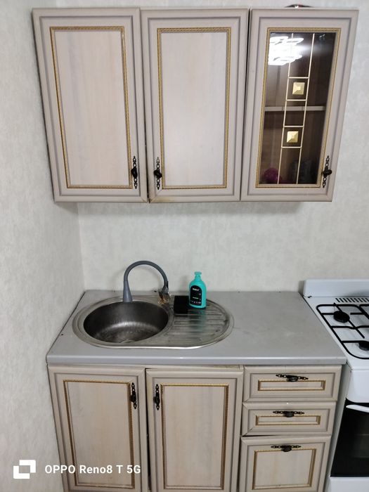 Кухонный шкаф бу