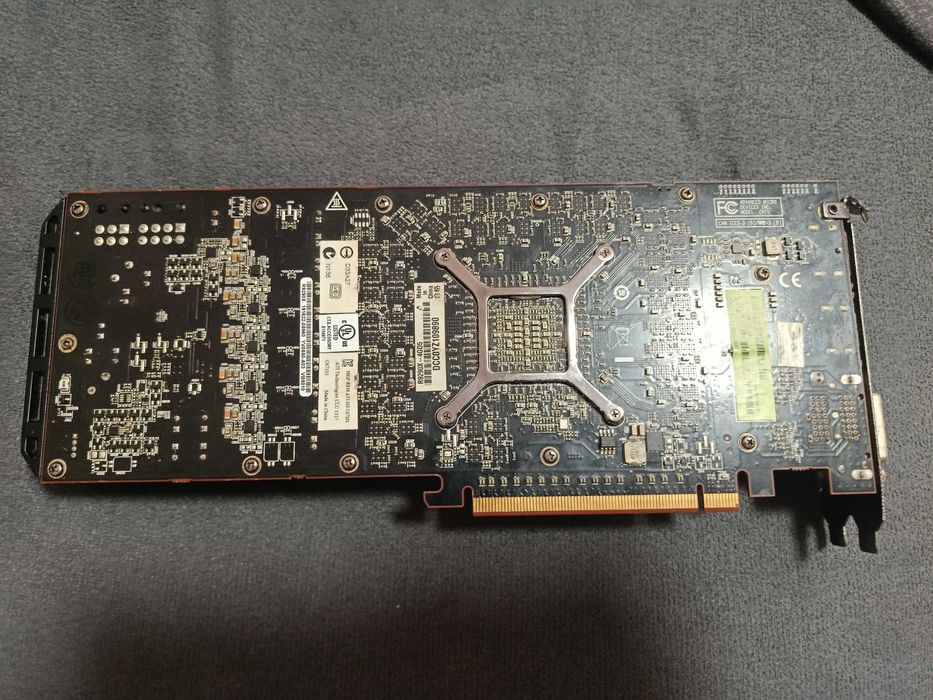 Видеокарта  ASUS