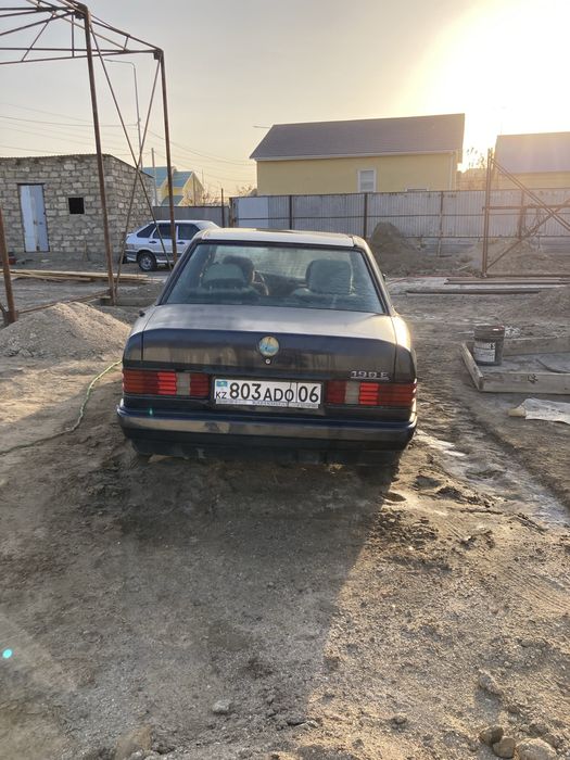 Mersedes 190 w201