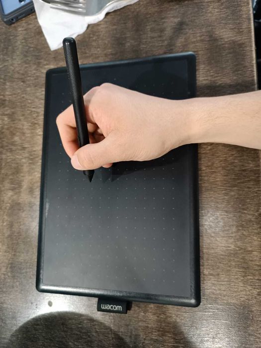 графический планшет Wacom One Medium (CTL-672)