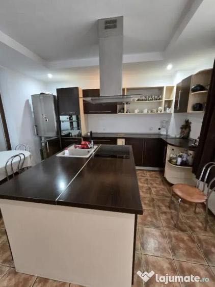 Casă de vânzare Tașca