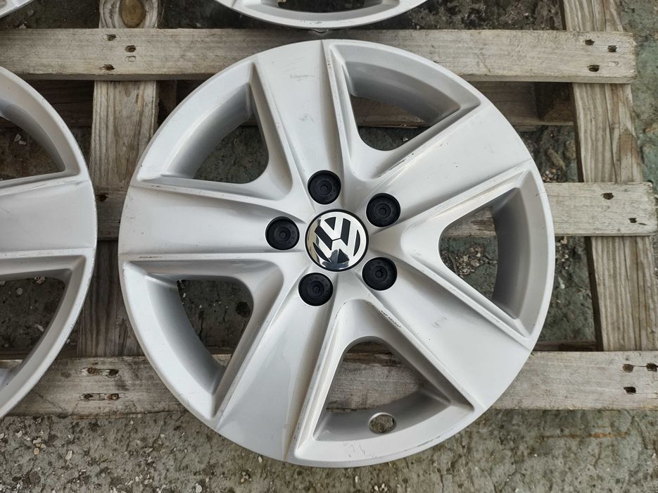 16 цола Тасове VW Golf Volkswagen Golf Оригинал