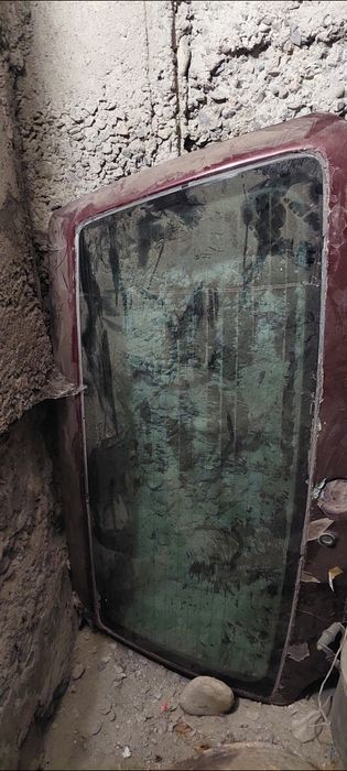 Заднее Стекло багажника Фольксваген гольф