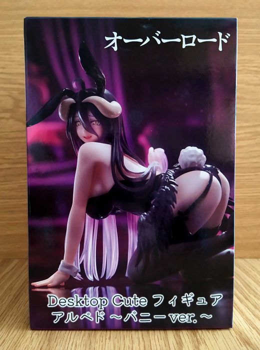 Аниме фигури Desktop Cute Albedo Bunny Ver. & Hatsune Miku Wonderland Thumbelina