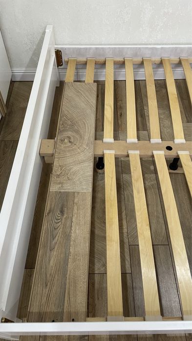 Продам кровать двуспальный