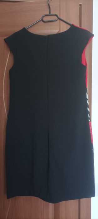 Rochie imprimeu floral rosu