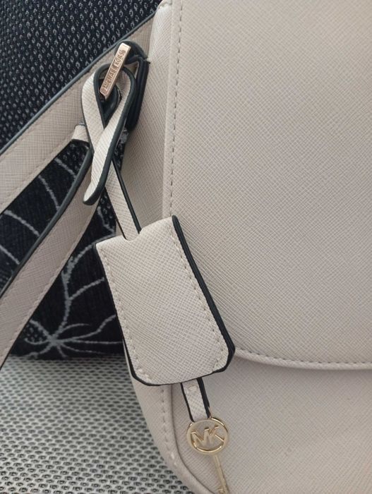 Дамска чанта Michael kors