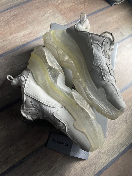 Balenciaga triple S