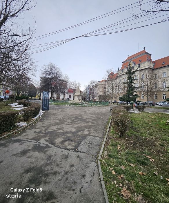 Spatiu comercial ultracentral de inchiriat, Oradea