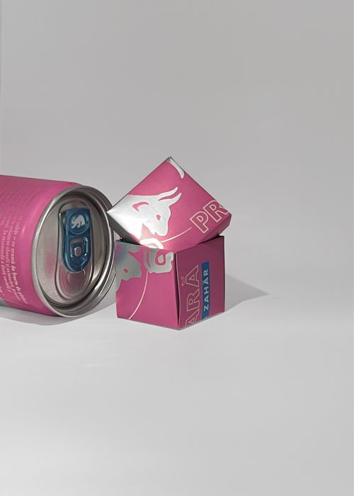 Cutie din doze Red Bull
