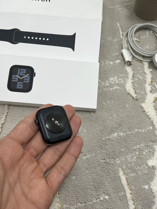 Apple Watch SE 2 44mm Black — 95% АКБ