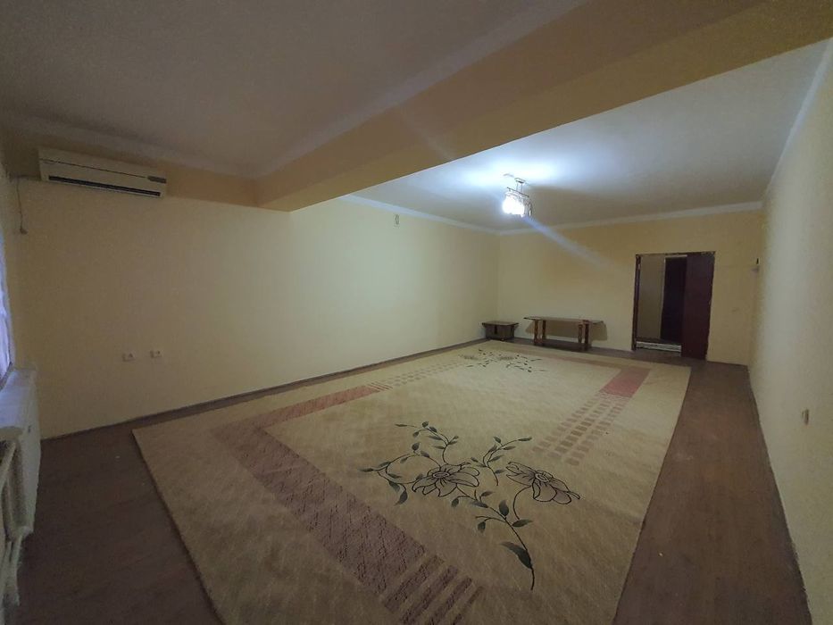 2х комнатная квартира 90 м.кв ул.Бустонсарой