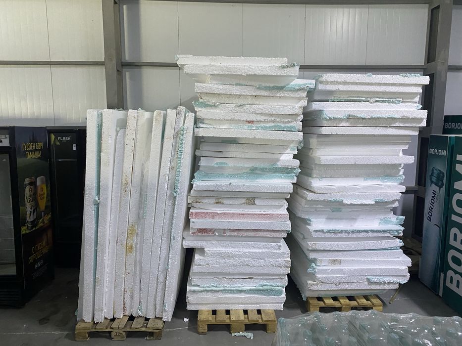 Пена пласт 73 штук