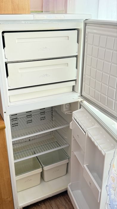 Продам холодильник Бирюса