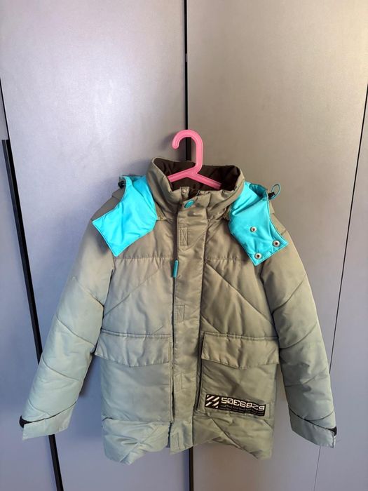 Продам куртку на мальчика