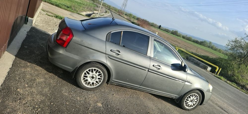 Vand urgent Hyundai Accent vgt 1.5 crdi