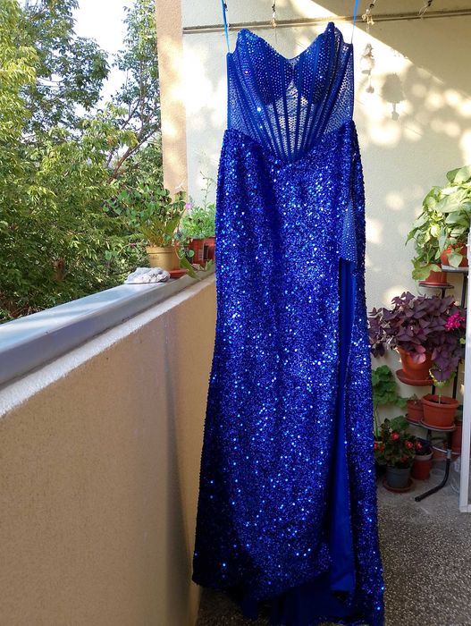 Прекрасна нова рокля - кралско синьо, S номер, 60 лв.