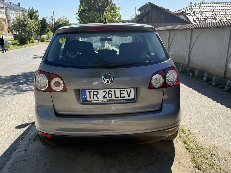 Se vinde Golf 5 plus 2006