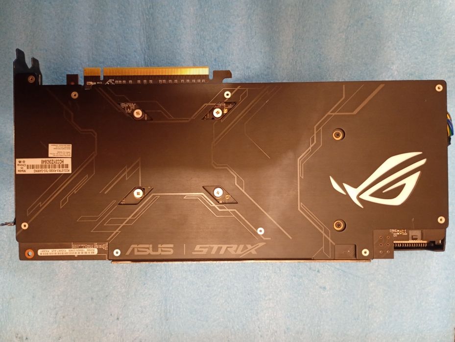 Vând placa video ASUS ROG STRIX  RX 580 de 8 gb preț 650 lei