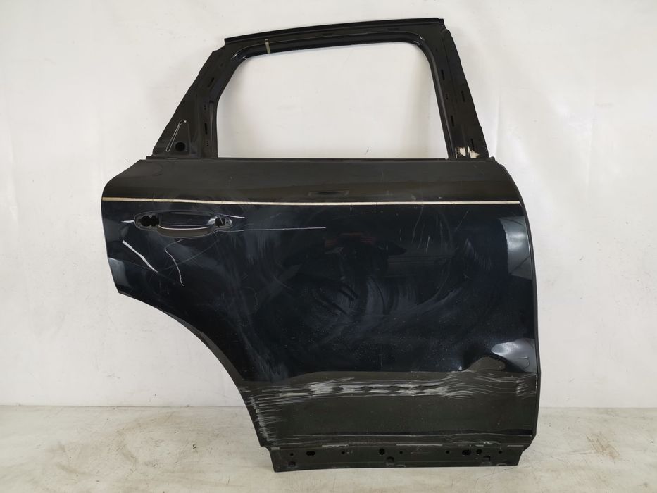 Порше Каен / Porsche Cayenne Оригинална задна дясна врата в добро съст