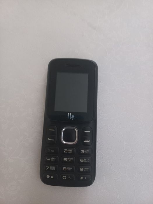 Простой телефон сатылады