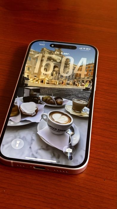 Iphone 15 розового цвета