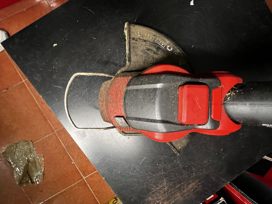 Trimmer de tuns gazon/iarba pe acumulator Einhell Power-X-Change GE-CT 18/28 Li- SOLO, 18 V, 28 cm diametru taiere, maner telescopic,