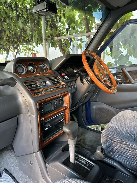 Продам Mitsubishi pajero 2