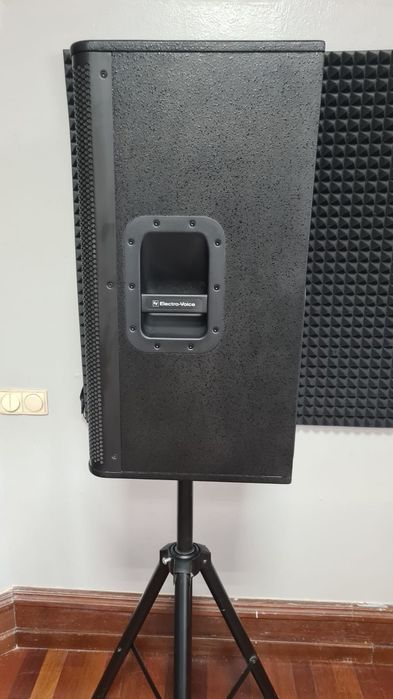 Electro-Voice ELX115P