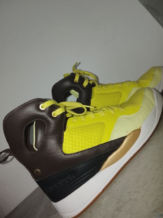 Reebok nou și ieftin