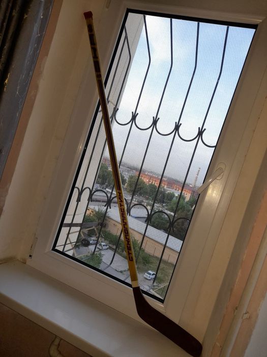 Продам Хоккейный клюшка