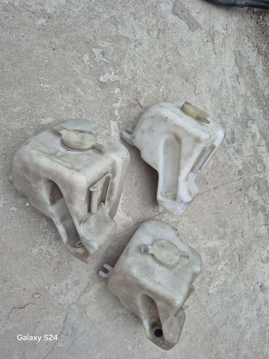 Бачок омывателя BMW E34 M60