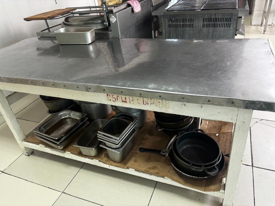 Продам мебель, посуду, оброудовние