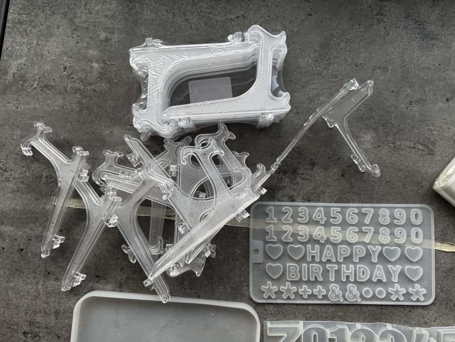 Matrite silicon  si accesorii pentru rasina.